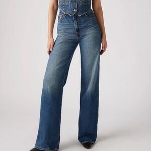Levi’s ribcage wide leg jeans